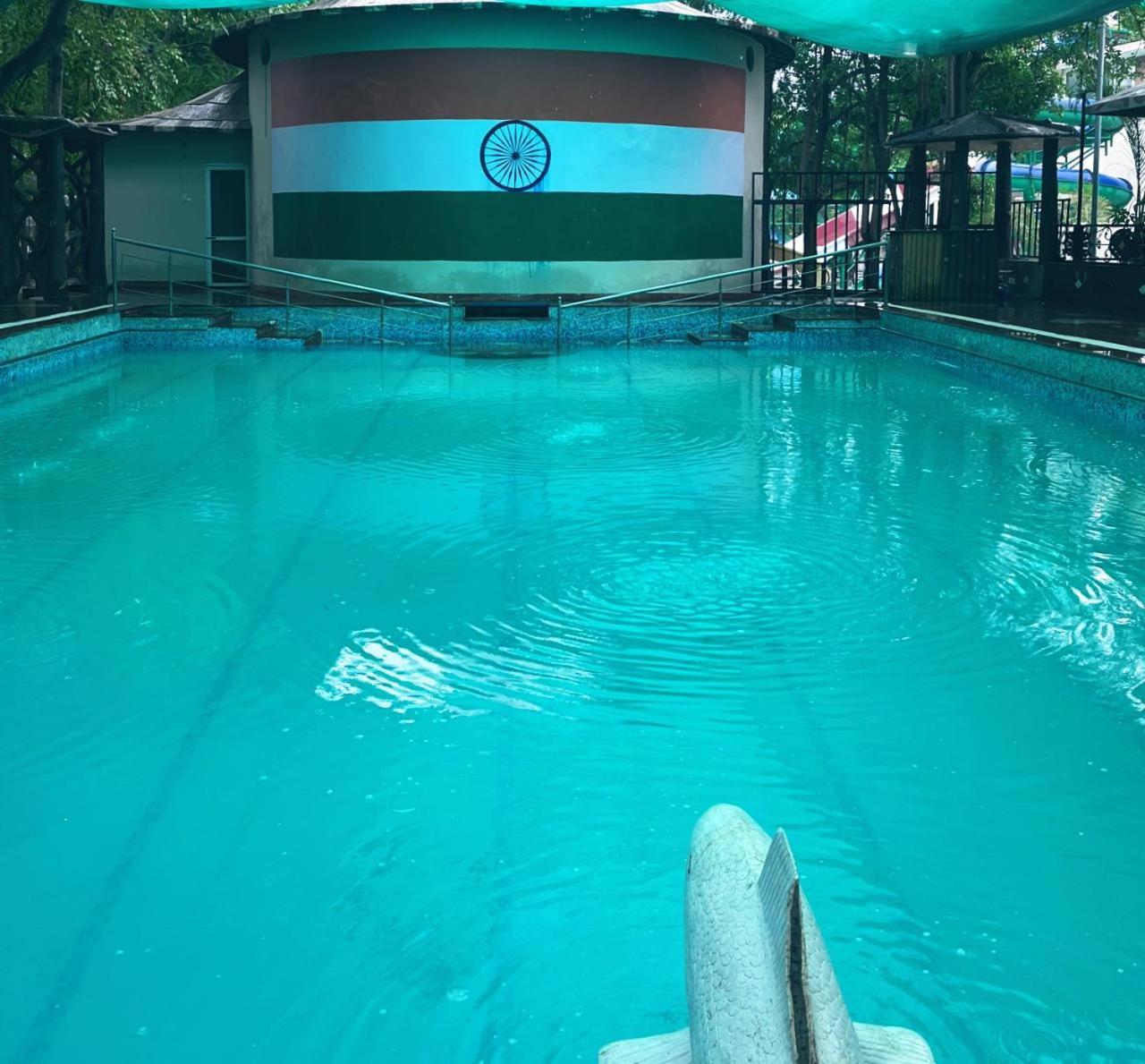 Kangs Nirvana Resorts And Spa Mahalpur Kültér fotó