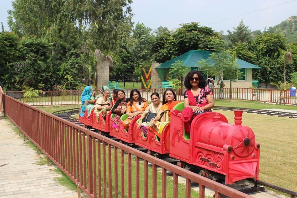 Kangs Nirvana Resorts And Spa Mahalpur Kültér fotó
